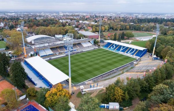 Merck-Stadion am Böllenfalltor
